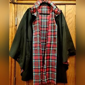 Towne By London Fog Reversible Black & Red Plaid Hooded Poncho/Cape Sz Small